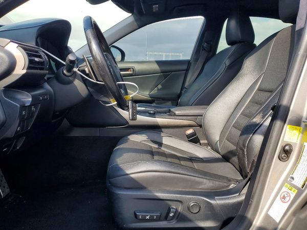2017 LEXUS IS 200t — DENT