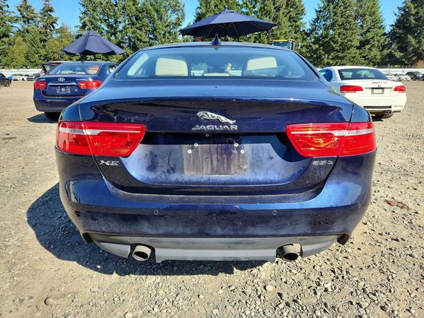 2019 JAGUAR XE Premium