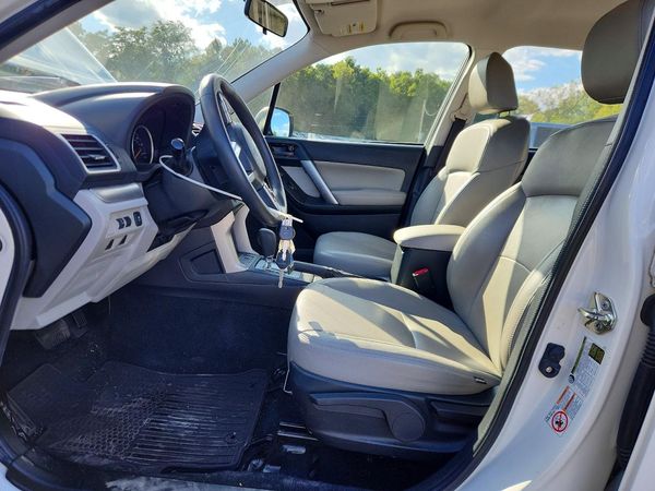 2018 SUBARU FORESTER — DENT