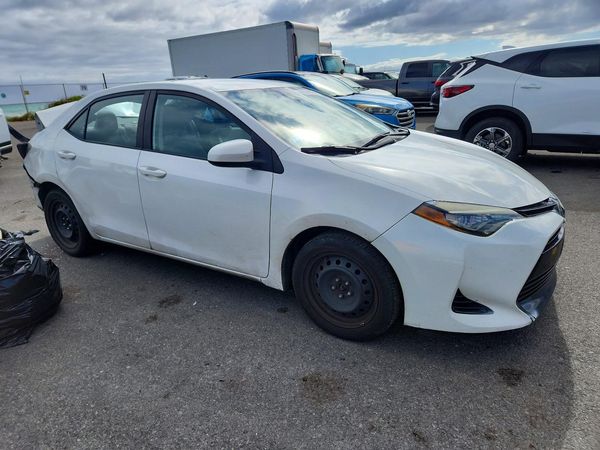 2017 TOYOTA COROLLA — Passenger 3/4