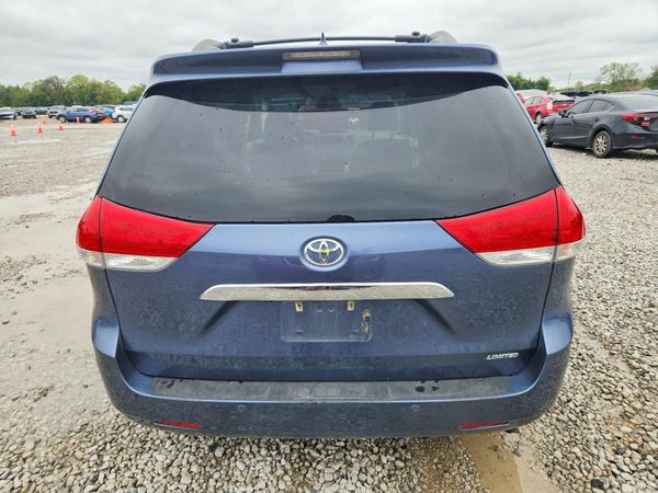 2014 TOYOTA SIENNA — DIRR