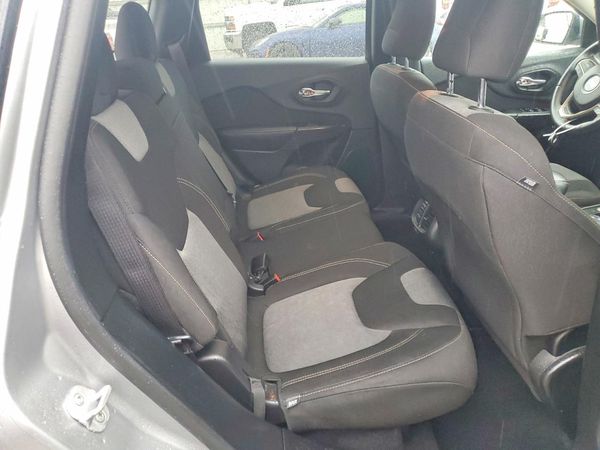 2014 JEEP CHEROKEE Latitude — PSRS