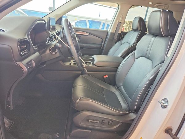 2025 HONDA PILOT — DENT