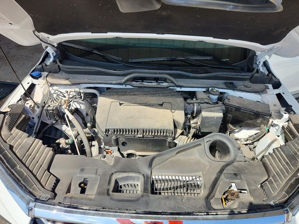 2025 HONDA PILOT — Engine bay