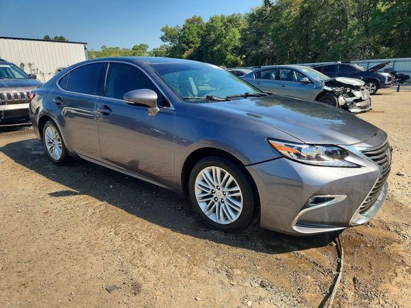 2017 LEXUS ES — Passenger 3/4