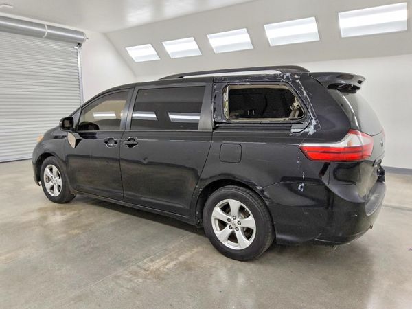 2015 TOYOTA SIENNA — DSRA