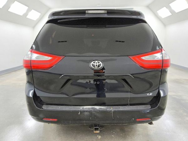 2015 TOYOTA SIENNA — DIRR