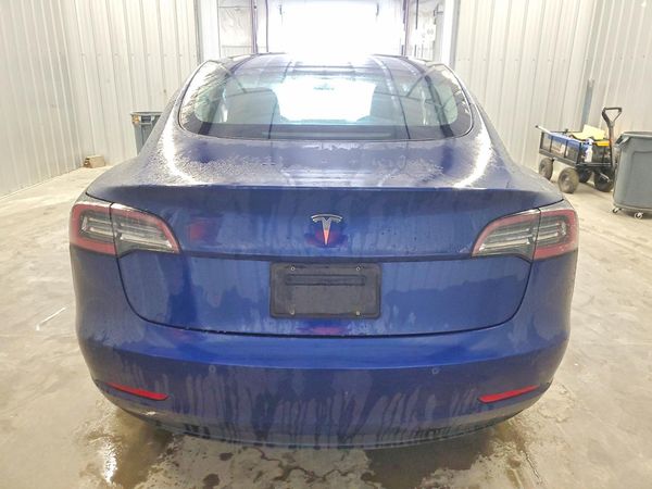 2022 TESLA MODEL 3 — DIRR