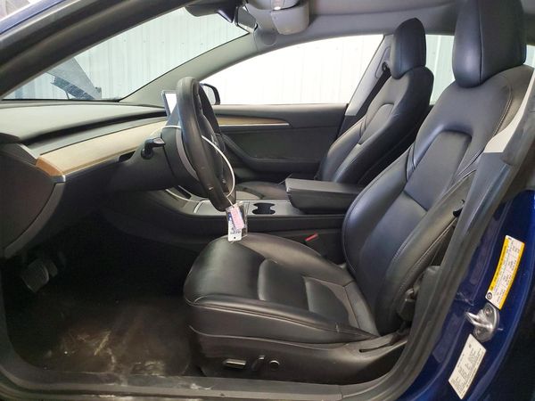 2022 TESLA MODEL 3 — DENT