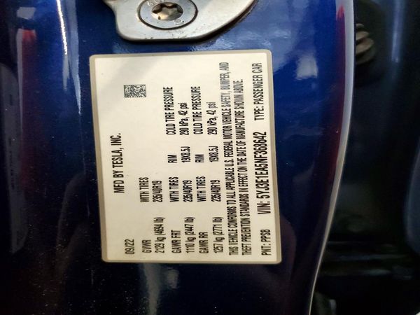 2022 TESLA MODEL 3 — VINS