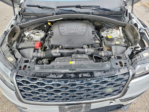 2018 LAND ROVER RANGE ROVER VELAR — Engine bay