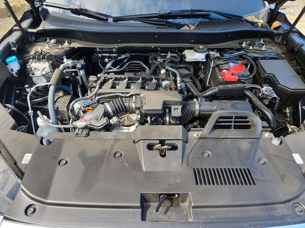 2026 HONDA CR-V — Engine bay