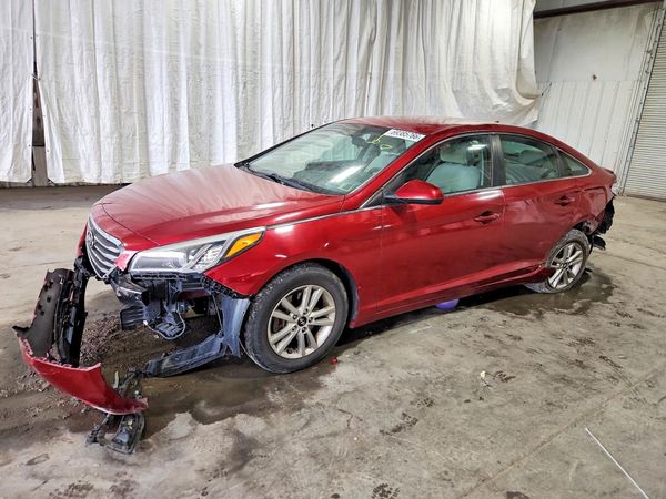 2015 HYUNDAI SONATA — Front 3/4