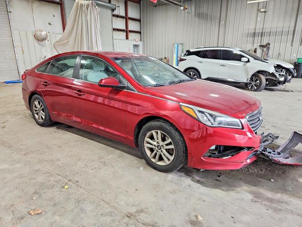 2015 HYUNDAI SONATA — Passenger 3/4