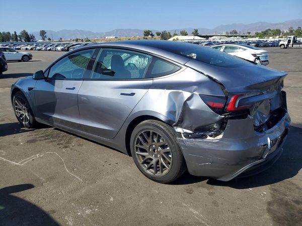 2026 TESLA MODEL 3 — DSRA