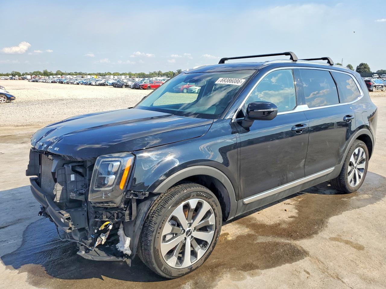 2022 KIA TELLURIDE EX — Front 3/4