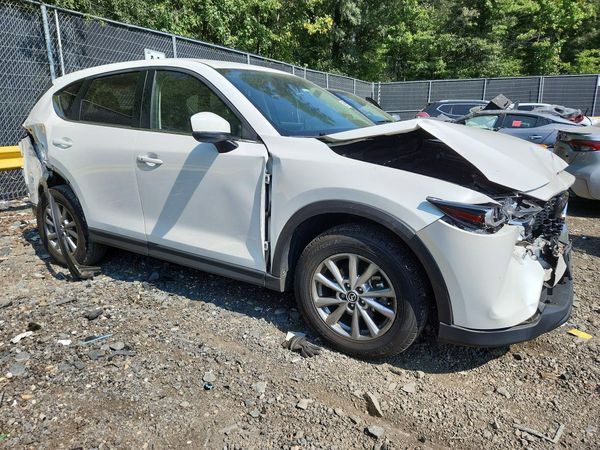 2022 MAZDA CX-5 Preferred Package — Passenger 3/4