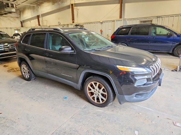 2014 JEEP CHEROKEE Latitude — Passenger 3/4