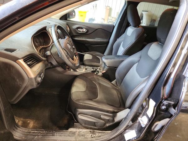 2014 JEEP CHEROKEE Latitude — DENT