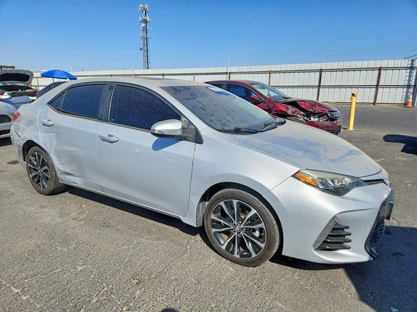 2017 TOYOTA COROLLA — Passenger 3/4