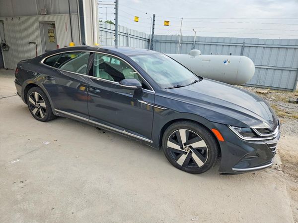 2021 VOLKSWAGEN ARTEON SE — Passenger 3/4
