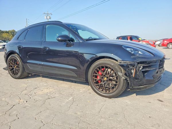 2021 PORSCHE MACAN GTS — Passenger 3/4