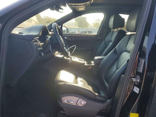 2021 PORSCHE MACAN GTS — DENT