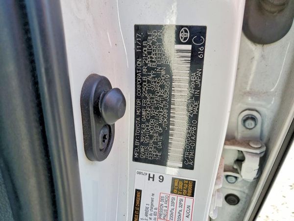 2018 TOYOTA PRIUS — VINS