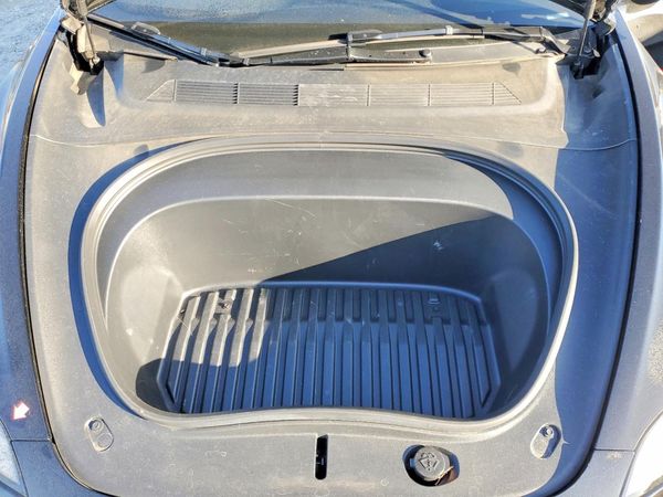 2024 TESLA MODEL 3 — Engine bay