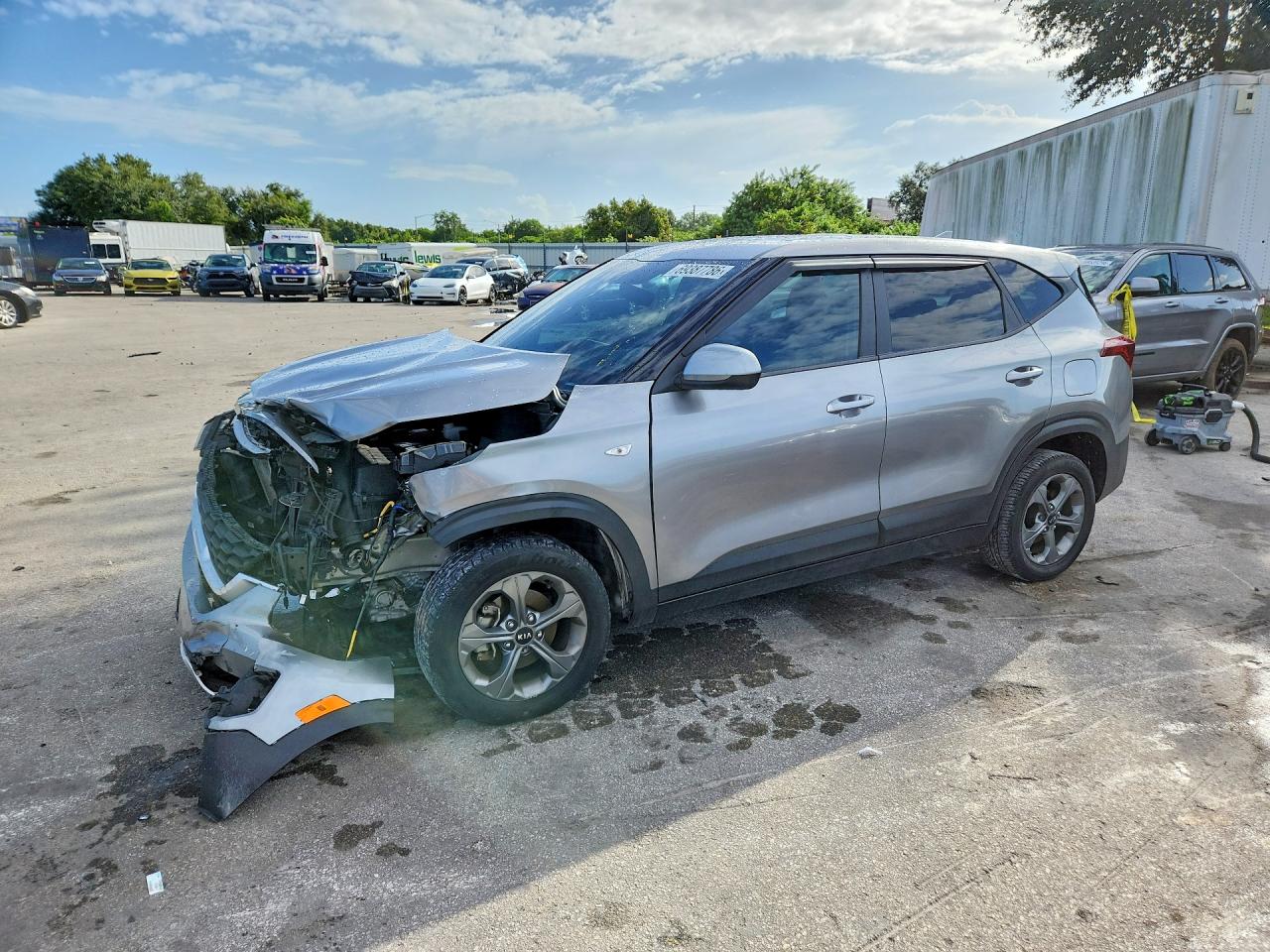 2021 KIA SELTOS — Front 3/4