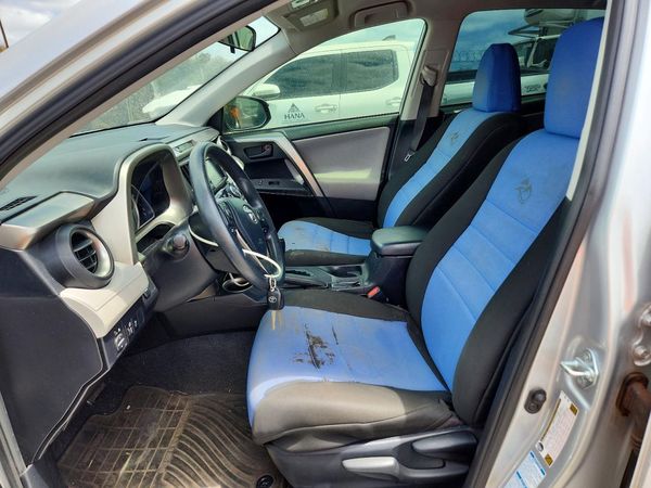 2015 TOYOTA RAV4 — DENT