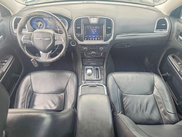 2016 CHRYSLER 300 Limited — CKPT