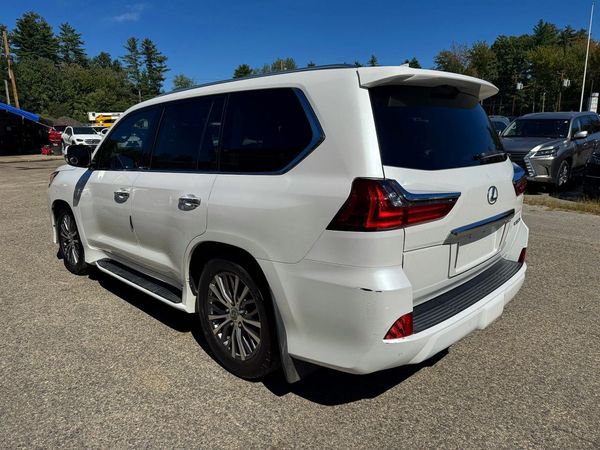 2018 LEXUS LX 570