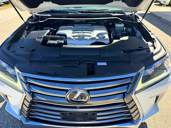 2018 LEXUS LX 570