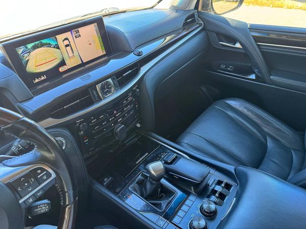 2018 LEXUS LX 570