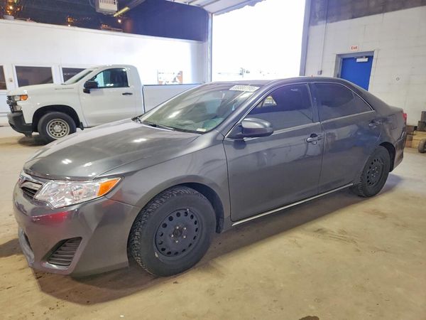 2013 TOYOTA CAMRY — DSFA — Front 3/4