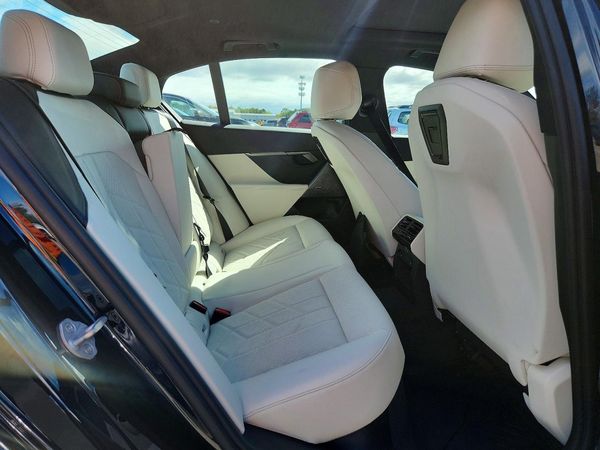 2025 BMW 5 SERIES xDrive — PSRS