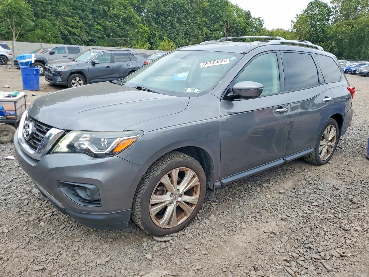 2018 NISSAN PATHFINDER — Front 3/4