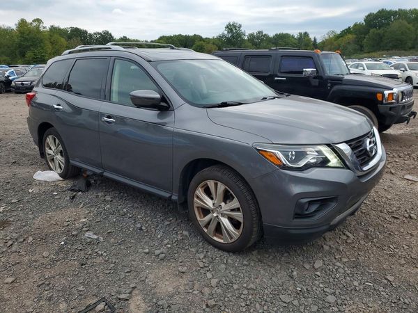 2018 NISSAN PATHFINDER — Passenger 3/4