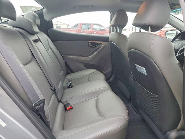 2013 HYUNDAI ELANTRA