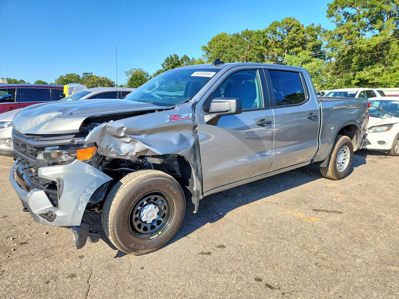 2026 CHEVROLET SILVERADO Work Truck — Front 3/4