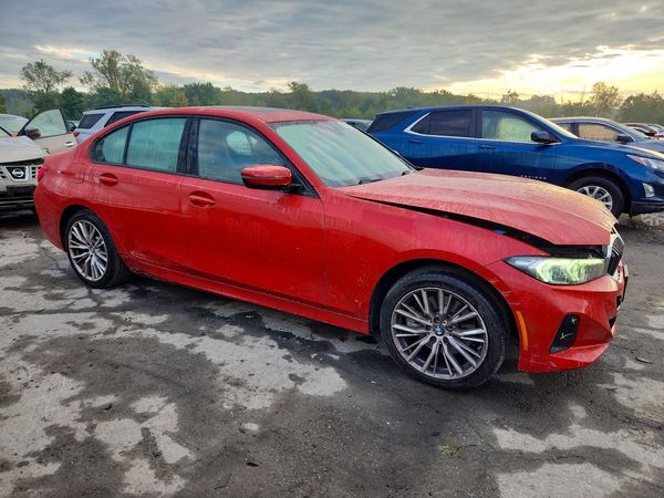 2023 BMW 330XI — Passenger 3/4