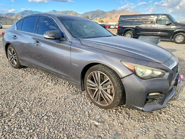 2014 INFINITI Q50