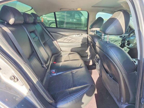 2014 INFINITI Q50