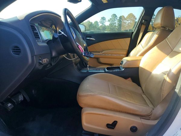 2013 DODGE CHARGER — DENT