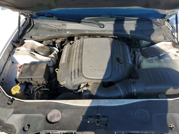 2013 DODGE CHARGER — Engine bay
