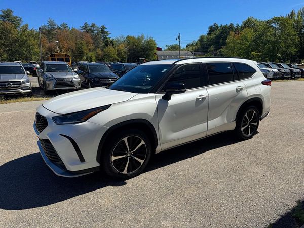 2021 TOYOTA HIGHLANDER XSE Nav & JBL