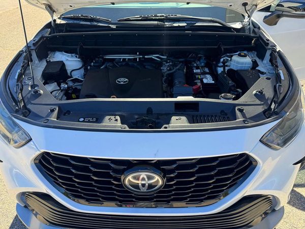 2021 TOYOTA HIGHLANDER XSE Nav & JBL