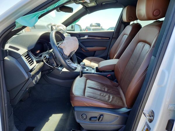 2018 AUDI Q5 quattro Premium Plus — DENT