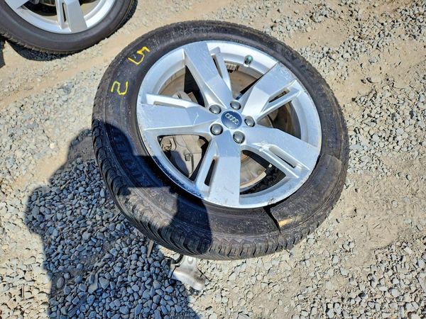 2018 AUDI Q5 quattro Premium Plus — LOOS